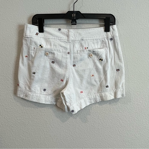 Lilly Pulitzer white embroidered sailboat shorts size 4 resort wear vacation fun - Picture 2 of 7